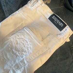 Men’s White BALMAIN Jeans…